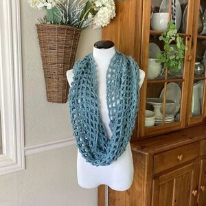 Anthropologie Evelyn K New York Open Weave Infinity Neck Scarf